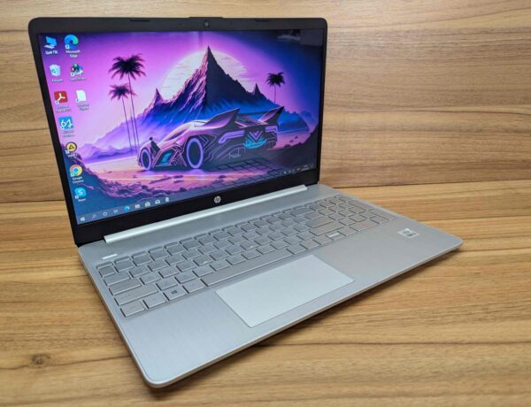 Ноутбук HP 15-dy1043dx / 15.6" (1366x768) TN Touch / Intel Core i5-1035G1 (4 (8) ядра по 1.0 - 3.6 GHz) / 16 GB DDR4 / 512 GB SSD / Intel UHD Graphics / WebCam / Windows 10 - Зображення 4