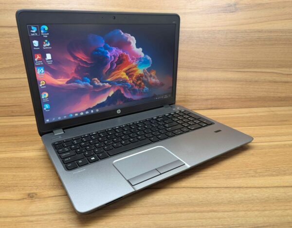 Ноутбук HP ProBook 450 G1 / 15.6" (1366x768) TN / Intel Core i7-4702MQ (4 (8) ядра по 2.2 - 3.2 GHz) / 8 GB DDR3 / 240 GB SSD / Intel HD Graphics 4600 / WebCam / TouchID / Windows 10 - Зображення 4