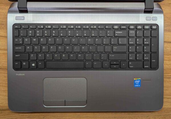 Ноутбук HP ProBook 450 G2 / 15.6" (1366x768) TN / Intel Core i5-5200U (2 (4) ядра по 2.2 - 2.7 GHz) / 8 GB DDR3 / 240 GB SSD / Intel HD Graphics 5500 / Fingerprint / WebCam / Windows 10 - Зображення 3
