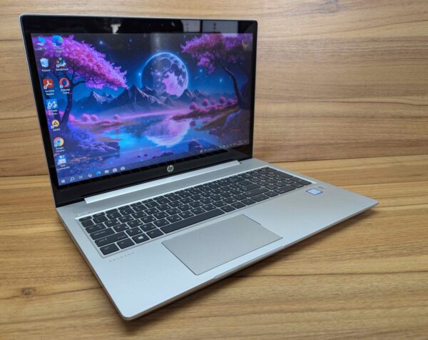 Ноутбук HP ProBook 450 G6 / 15.6" (1366x768) TN Touch / Intel Core i5-8265U (4 (8) ядра по 1.6 - 3.9 GHz) / 16 GB DDR4 / 480 GB SSD / Intel UHD Graphics / Fingerprint / WebCam / Windows 10 - Зображення 4