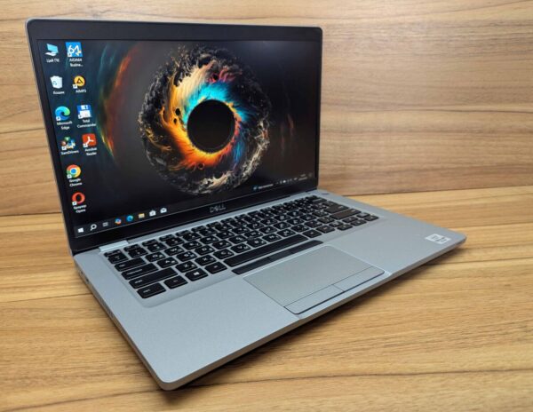 Ультрабук Б-клас Dell Latitude 5410 / 14" (1920x1080) IPS / Intel Core i5-10310U (4 (8) ядра по 1.7 - 4.4 GHz) / 8 GB DDR4 / 256 GB SSD / Intel UHD Graphics / WebCam / HDMI / Windows 10 - Зображення 4