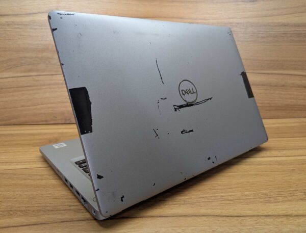 Ультрабук Б-клас Dell Latitude 5410 / 14" (1920x1080) IPS / Intel Core i5-10310U (4 (8) ядра по 1.7 - 4.4 GHz) / 8 GB DDR4 / 256 GB SSD / Intel UHD Graphics / WebCam / HDMI / Windows 10 - Зображення 7