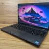 Ультрабук Б-клас Dell Latitude 5500 / 15.6" (1366x768) TN / Intel Core i5-8365U (4 (8) ядра по 1.6 - 4.1 GHz) / 8 GB DDR4 / 256 GB SSD / Intel UHD Graphics 620 / WebCam / Windows 10 - Зображення 5