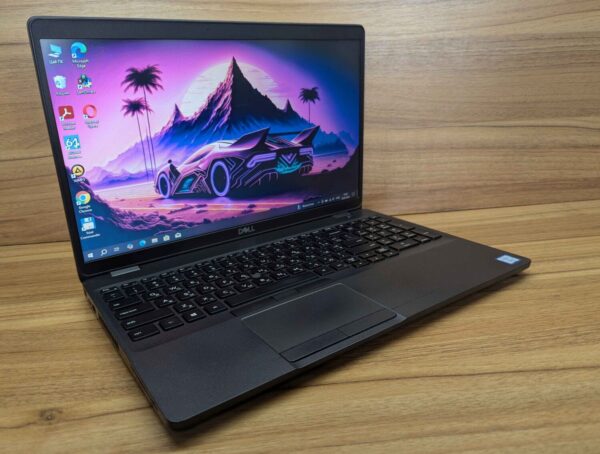 Ультрабук Б-клас Dell Latitude 5500 / 15.6" (1366x768) TN / Intel Core i5-8365U (4 (8) ядра по 1.6 - 4.1 GHz) / 8 GB DDR4 / 256 GB SSD / Intel UHD Graphics 620 / WebCam / Windows 10 - Зображення 4