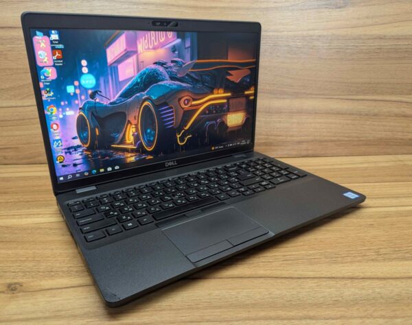 Ультрабук Б-клас Dell Latitude 5500 / 15.6" (1920x1080) IPS / Intel Core i5-8365U (4 (8) ядра по 1.6 - 4.1 GHz) / 16 GB DDR4 / 512 GB SSD / Intel UHD Graphics / WebCam / HDMI / Windows 10 - Зображення 5