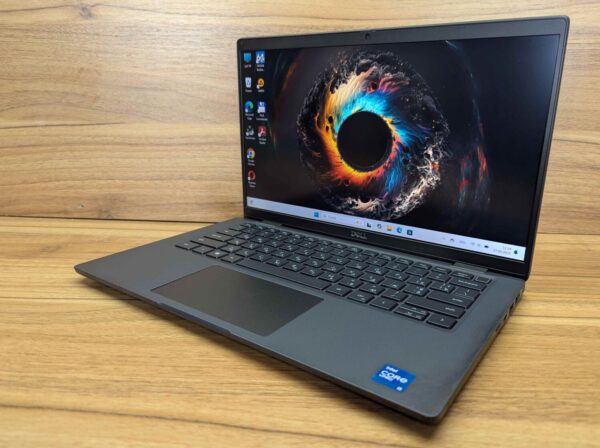 Ультрабук Б-клас Dell Latitude 7420 / 14" (1920x1080) IPS / Intel Core i5-1145G7 (4 (8) ядра по 2.6 - 4.4 GHz) / 8 GB DDR4 / 512 GB SSD / Intel Iris Xe Graphics / WebCam / Windows 10 - Зображення 5
