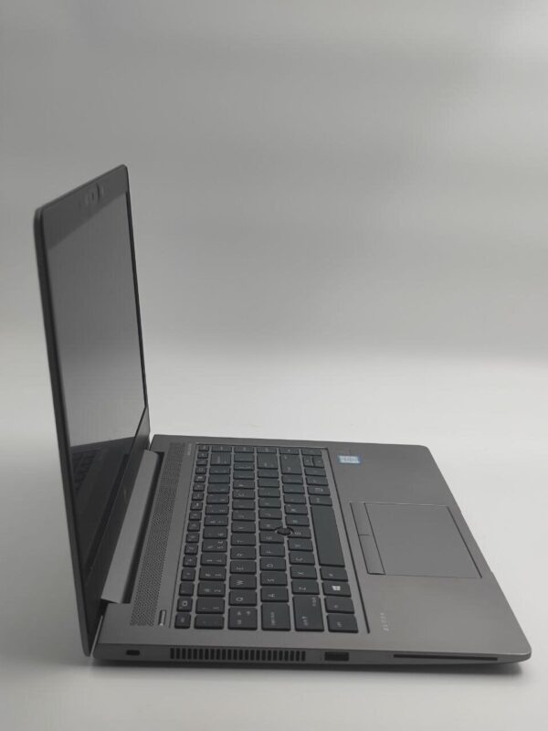 Ультрабук Б-клас HP ZBook 14u G6 / 14" (1920x1080) IPS / Intel Core i5-8365U (4 (8) ядра по 1.6 - 4.1 GHz) / 16 GB DDR4 / 256 GB SSD M.2 / Intel UHD Graphics 620 / WebCam - Зображення 5