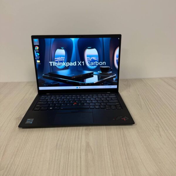 Ультрабук Lenovo ThinkPad X1 Carbon Gen 9 / 14" (1920x1200) IPS / Intel Core i7-1185G7 (4 (8) ядра по 3.0 - 4.8 GHz) / 16 GB DDR4 / 512 GB SSD NVMe / Intel Iris Xe Graphics / WebCam - Зображення 2