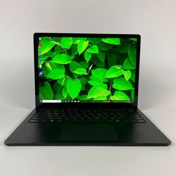 Ультрабук Б-клас Microsoft Surface Laptop 4 / 13.5" (2256x1504) IPS / Intel Core i7-1185G7 (4 (8) ядра по 3.0 - 4.8 GHz) / 16 GB DDR4 / 256 GB SSD / Intel Iris Xe Graphics / WebCam / USB Type-C - Зображення 2