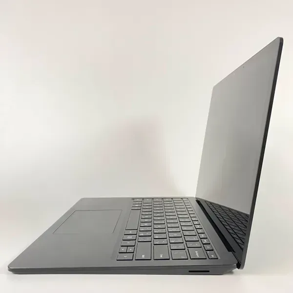 Ультрабук Б-клас Microsoft Surface Laptop 4 / 13.5" (2256x1504) IPS / Intel Core i7-1185G7 (4 (8) ядра по 3.0 - 4.8 GHz) / 16 GB DDR4 / 256 GB SSD / Intel Iris Xe Graphics / WebCam / USB Type-C - Зображення 5