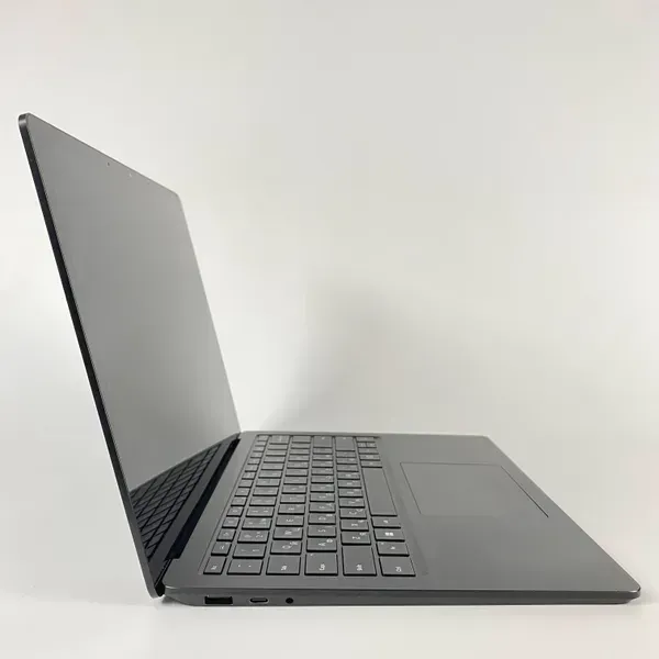 Ультрабук Б-клас Microsoft Surface Laptop 4 / 13.5" (2256x1504) IPS / Intel Core i7-1185G7 (4 (8) ядра по 3.0 - 4.8 GHz) / 16 GB DDR4 / 256 GB SSD / Intel Iris Xe Graphics / WebCam / USB Type-C - Зображення 4