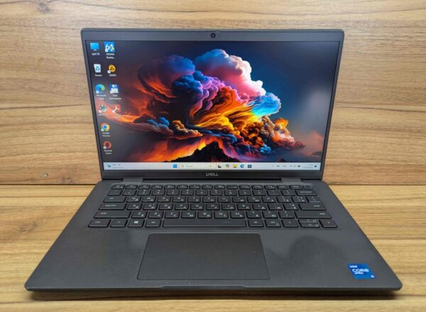 Ультрабук Dell Latitude 7420 / 14" (1920x1080) IPS / Intel Core i5-1145G7 (4 (8) ядра по 2.6 - 4.4 GHz) / 8 GB DDR4 / 256 GB SSD / Intel Iris Xe Graphics / WebCam / Windows 10 - Зображення 2