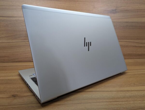 Ультрабук HP EliteBook 850 G5 / 15.6" (1920x1080) IPS / Intel Core i7-7600U (2 (4) ядра по 2.8 - 3.9 GHz) / 16 GB DDR4 / 1000 GB SSD / Intel HD Graphics 620 / WebCam / Fingerprint / Windows 10 - Зображення 7