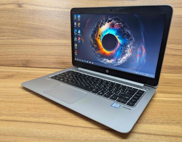 Ультрабук HP EliteBook Folio 1040 G3 / 14" (1920x1080) IPS / Intel Core i5-6200U (2 (4) ядра по 2.3 - 2.8 GHz) / 8 GB DDR4 / 256 GB SSD / Intel HD Graphics 520 / WebCam / Fingerprint / Windows 10 - Зображення 5