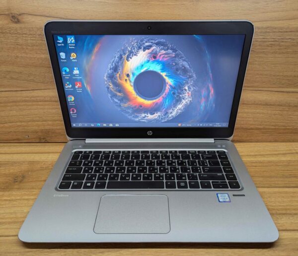 Ультрабук HP EliteBook Folio 1040 G3 / 14" (1920x1080) IPS / Intel Core i5-6200U (2 (4) ядра по 2.3 - 2.8 GHz) / 8 GB DDR4 / 256 GB SSD / Intel HD Graphics 520 / WebCam / Fingerprint / Windows 10 - Зображення 2