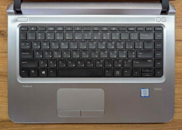 Ультрабук HP ProBook 440 G3 / 14" (1920x1080) IPS / Intel Core i7-6500U (2 (4) ядра по 2.5 - 3.1 GHz) / 8 GB DDR4 / 240 GB SSD / Intel HD Graphics 520 / WebCam / Fingerprint / Windows 10 - Зображення 3