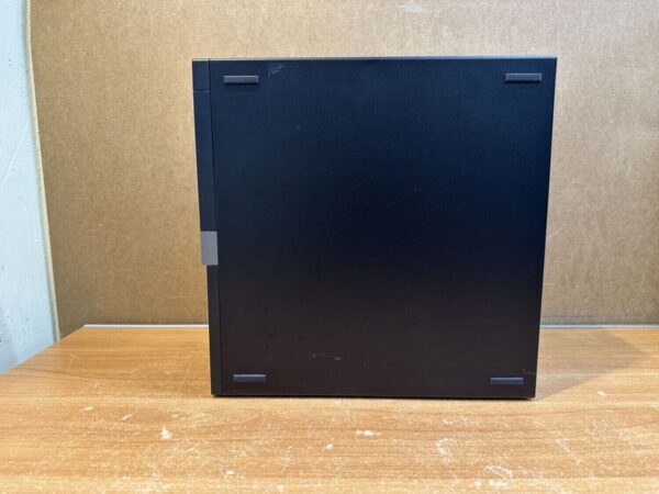 Комп'ютер Dell OptiPlex 7040 SFF / Intel Core i5-6500 (4 ядра по 3.2 -3.6 GHz) / 16 GB DDR4 / 500 GB SSD / Intel HD Graphics 530 / 180W / DVD-RW / DisplayPort / HDMI - Зображення 4