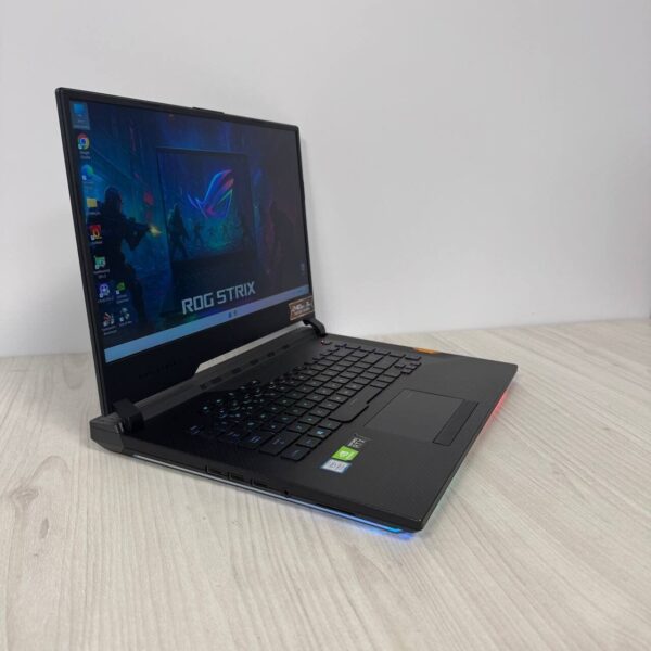 Ігровий ноутбук Asus ROG Strix SCAR III G531GW / 15.6" (1920x1080) IPS / Intel Core i7-9750H (6 (12) ядра по 2.6 - 4.5 GHz) / 16 GB DDR4 / 1000 GB SSD NVMe / nVidia GeForce RTX 2070, 8 GB GDDR6, 256-bit - Зображення 4