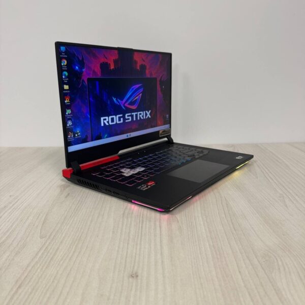 Ігровий ноутбук Asus ROG Strix G15 Advantage Edition G513QY / 15.6" (1920x1080) IPS / AMD Ryzen 9 5900HX (8 (16) ядер по 3.3 - 4.6 GHz) / 16 GB DDR4 / 512 GB SSD NVMe / AMD Radeon RX 6800M, 12 GB GDDR6, 192-bit - Зображення 4