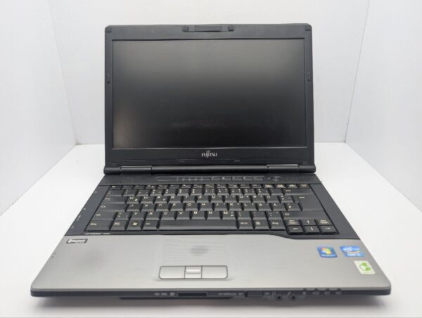 Ноутбук Fujitsu LifeBook S752 / 14" (1366x768) TN / Intel Core i5-3320M (2 (4) ядра по 2.6 - 3.3 GHz) / 6 GB DDR3 / 500 GB HDD / Intel HD Graphics 4400 - Зображення 3