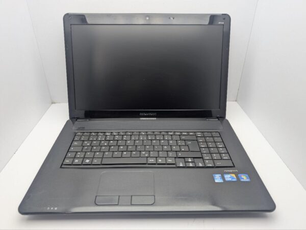 Ноутбук Medion Akoya E7216 / 17.3" (1600x900) TN / Intel Core i3-380M (2 (4) ядра по 2.53 GHz) / 6 GB DDR3 / 320 GB HDD / Intel HD Graphics / WebCam / АКБ не тримає - Зображення 3