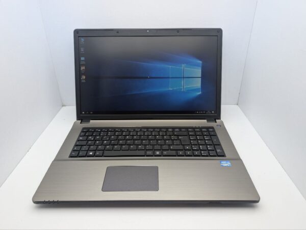 Ноутбук Terra Mobile 1749 / 17.3" (1600x900) TN / Intel Core i5-4200M (2 (4) ядра по 2.5 - 3.1 GHz) / 8 GB DDR3 / 1000 GB HDD / Intel HD Graphic 4600 / WebCam / DVD-ROM - Зображення 2