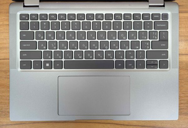 Ноутбук-трансформер Б-клас Dell Latitude 7440 / 14" (1920x1080) IPS Touch / Intel Core i5-1345U (10 (12) ядер по 3.5 - 4.7 GHz) / 16 GB DDR5 / 512 GB SSD / Intel Iris Xe Graphics / WebCam / Windows 11 - Зображення 3