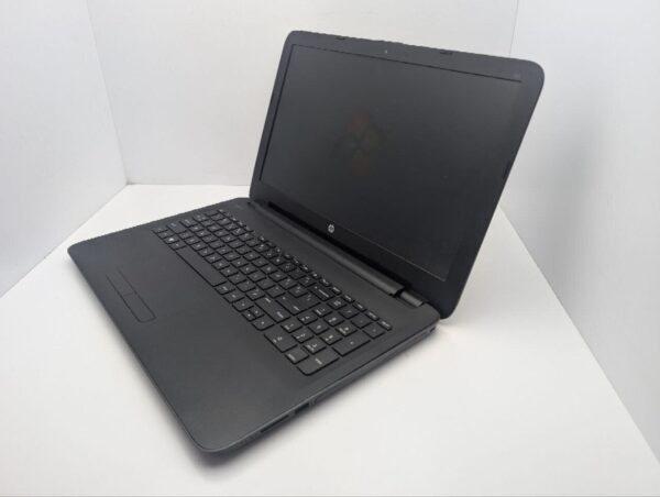 Ноутбук HP 255 G4 / 15.6" (1366x768) TN / AMD E1-6015 (2 ядра по 1.4 GHz) / 8 GB DDR3 / 320 GB HDD / AMD Radeon R2 Graphics / WebCam / DVD-ROM - Зображення 7