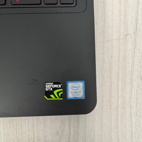 Ігровий ноутбук Б-клас Dell Inspiron 15 5577 / 15.6" (1920x1080) TN / Intel Core i7-7700HQ (4 (8) ядра по 2.8 - 3.8 GHz) / 16 GB DDR4 / 256 GB SSD M.2 + 1000 GB HDD / nVidia GeForce GTX 1050, 4 GB GDDR5, 128-bit / WebCam - Зображення 8