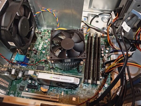 Робоча станція Dell Precision T1700 Tower / Intel Core i7-4770 (4 (8) ядра по 3.4 - 3.9 GHz) / 16 GB DDR3 / 480 GB SSD / nVidia Quadro 600, 1 GB DDR3, 128-bit / DVD-RW - Зображення 6