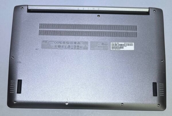 Ультрабук Б-клас Acer Swift 3 SF314-52 / 14" (1920x1080) IPS / Intel Core i5-8250U (4 (8) ядра по 1.6 - 3.4 GHz) / 8 GB DDR4 / 256 GB SSD / nVidia GeForce MX150, 2 GB GDDR5, 64-bit / WebCam / Win 11 Home - Зображення 4