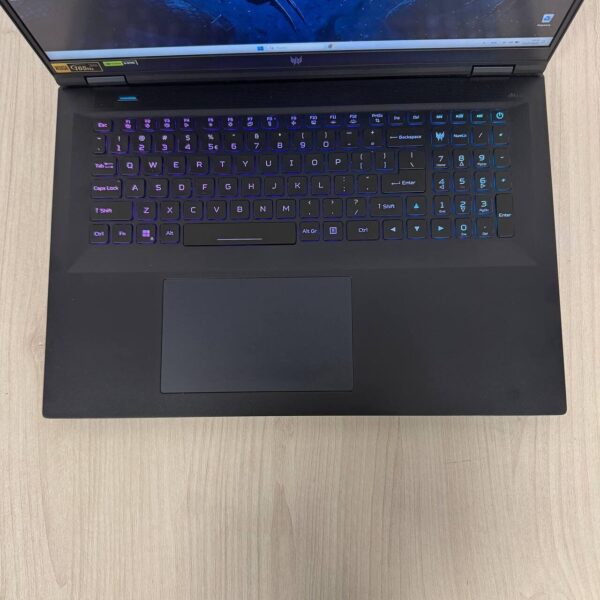 Ігровий ноутбук Acer Predator Helios 18 PH18-71 / 18" (1920x1200) IPS / Intel Core i7-13700HX (16 (24) ядер по 3.7 - 5.0 GHz) / 16 GB DDR5 / 1000 GB SSD NVMe / nVidia GeForce RTX 4060, 8 GB GDDR6, 128-bit / WebCam - Зображення 7