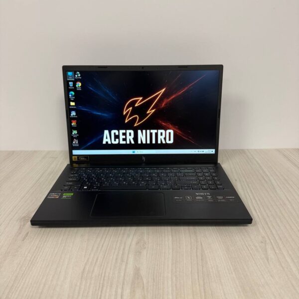 Ігровий ноутбук Acer Nitro V15 ANV15-41 / 15.6" (1920x1080) IPS / AMD Ryzen 7 7735HS (8 (16) ядер по 3.2 - 4.75 GHz) / 16 GB DDR5 / 512 GB SSD NVMe / nVidia GeForce RTX 4050, 6 GB GDDR6, 96-bit / WebCam - Зображення 2