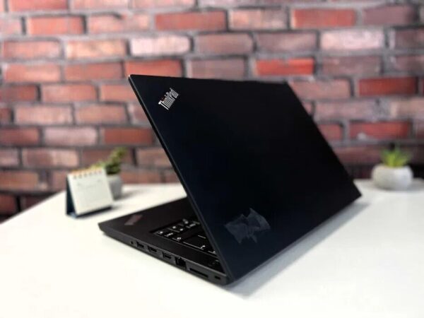Ультрабук Lenovo ThinkPad A485 / 14" (1920x1080) IPS / AMD Ryzen 5 2500U (4 (8) ядра по 2.0 - 3.6 GHz) / 16 GB DDR4 / 256 GB SSD M.2 / AMD Radeon RX Vega 8 Graphics / WebCam / Win 10 Pro - Зображення 6