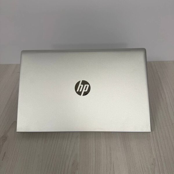 Ультрабук HP ProBook 455 G9 / 15.6" (1920x1080) IPS / AMD Ryzen 7 5825U (8 (16) ядер по 2.0 - 4.5 GHz) / 8 GB DDR4 / 256 GB SSD NVMe / AMD Radeon RX Vega 8 Graphics / WebCam - Зображення 3