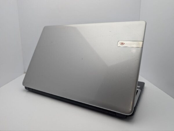 Ноутбук Packard Bell EasyNote TE69KB / 15.6" (1366x768) TN / AMD E1-2500 (2 ядра по 1.4 GHz) / 6 GB DDR3 / 320 GB HDD / Intel HD Graphics / WebCam / АКБ не тримає - Зображення 7