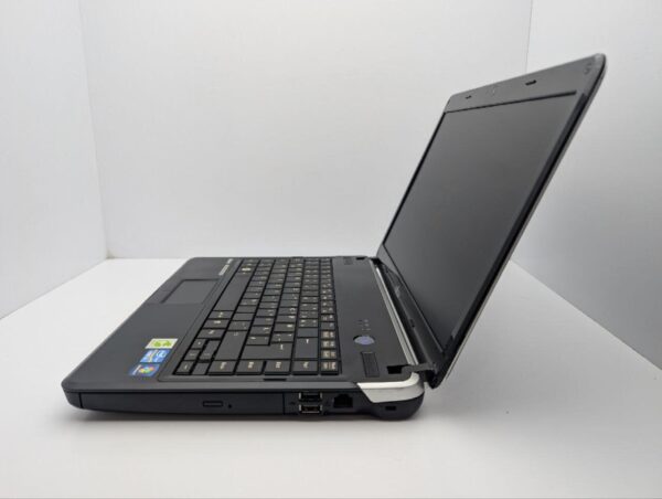 Ноутбук Fujitsu LifeBook LH531 / 14" (1366x768) TN / Intel Core i5-2430M (2 (4) ядра по 2.4 - 3.0 GHz) / 6 GB DDR3 / 500 GB HDD / Intel HD Graphics 3000 / WebCam / DVD-ROM - Зображення 4