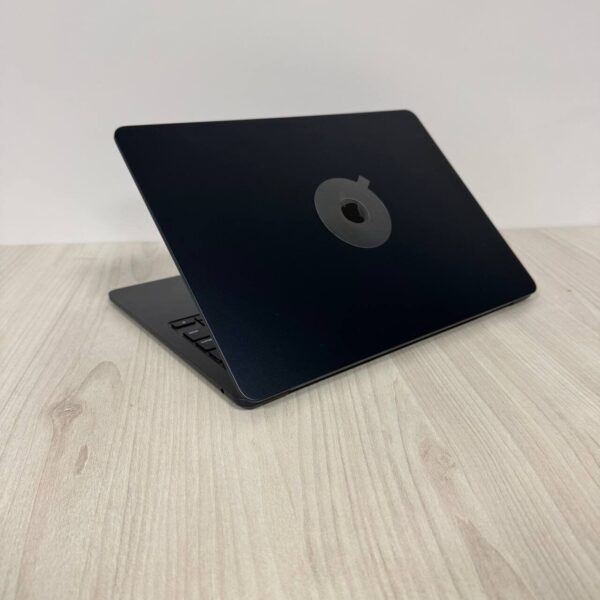 Ультрабук Apple MacBook Air 13 M3 A3113 (2024) / 13.3" (2560x1664) IPS / Apple M3 (8 ядер по 2.7 - 4.1 GHz) / 16 GB DDR5 / 250 GB SSD / Apple M3 Graphics / WebCam / MacOS - Зображення 6