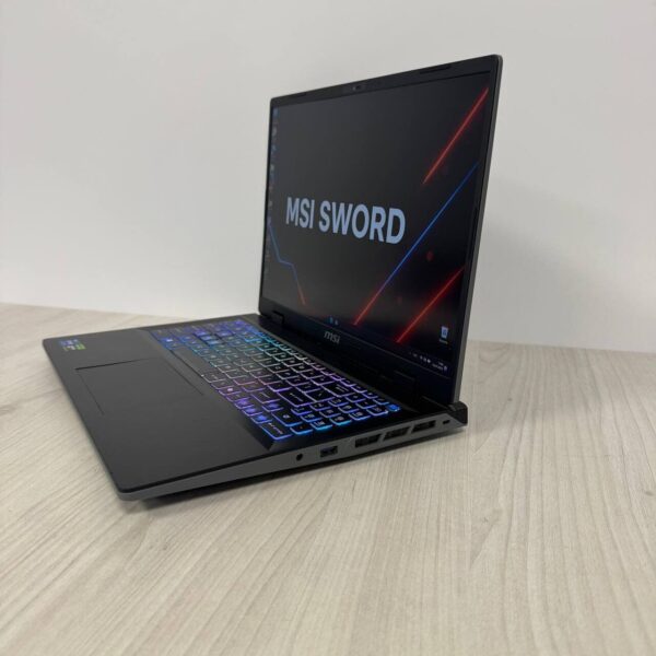 Ігровий ноутбук Б-клас MSI Sword 16 HX B13VGKG / 16" (2560x1600) IPS / Intel Core i7-13700HX (16 (24) ядер по 2.1 - 5.0 GHz) / 32 GB DDR5 / 1000 GB SSD NVMe / nVidia GeForce RTX 4070, 8 GB GDDR6, 128-bit - Зображення 5