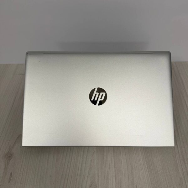 Ультрабук Б-клас HP ProBook 450 G8 / 15.6" (1920x1080) IPS / Intel Core i5-1135G7 (4 (8) ядра по 2.4 - 4.2 GHz) / 8 GB DDR4 / 256 GB SSD NVMe / Intel Iris Xe Graphics / WebCam - Зображення 3