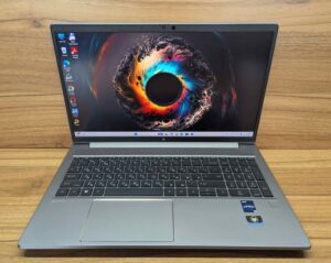 Мобільна робоча станція Б-клас HP zBook Power G9 / 15.6" (1920x1080) IPS / Intel Core i7-12800H (14 (20) ядер по 3.7 - 4.8 GHz) / 32 GB DDR5 / 512 GB SSD / nVidia RTX A1000, 4 GB GDDR6, 128-bit / WebCam / TouchID / Windows 11