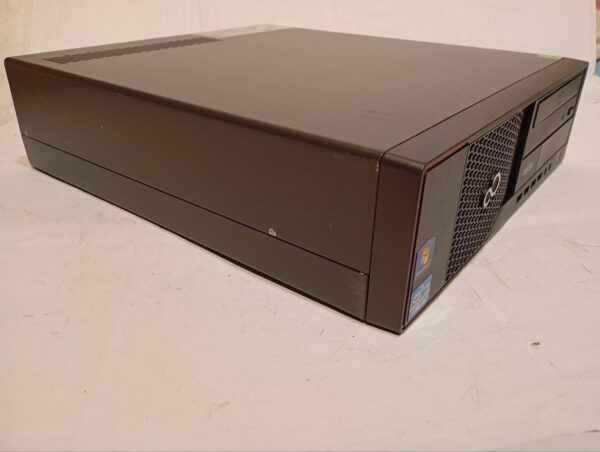 Комплект ПК Б-клас: Fujitsu Esprimo E700 E85+ SFF / Intel Core i5-2400 (4 ядра по 3.1 - 3.4 GHz) / 8 GB DDR3 / 500 GB HDD / Intel HD Graphics 2000 / DVD-RW + Монітор Samsung SyncMaster B2230N / 22" (1920x1080) TN / VGA - Зображення 3