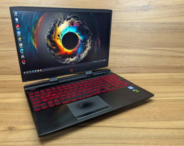 Ігровий ноутбук HP OMEN 15-dc0045nr / 15.6" (1920x1080) IPS / Intel Core i7-8750H (6 (12) ядер по 2.2 - 4.1 GHz) / 32 GB DDR4 / 512 GB SSD / nVidia GeForce GTX 1070, 8 GB GDDR5, 256-bit / WebCam / Windows 10 - Зображення 4