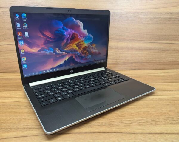 Ноутбук Б-клас HP 14-dk0002dx / 14" (1366x768) TN / AMD A9-9425 (2 ядра по 3.1 - 3.7 GHz) / 8 GB DDR4 / 240 GB SSD / AMD Radeon R5 Graphics / WebCam / Windows 10 - Зображення 4