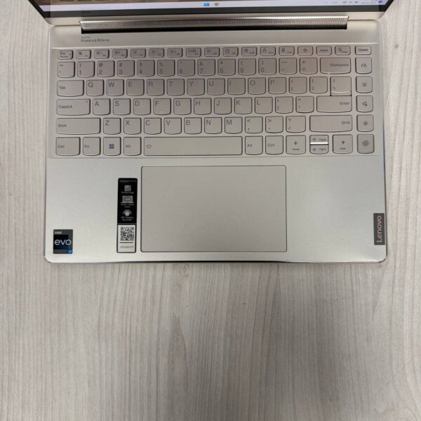 Ультрабук-трансформер Б-клас Lenovo Yoga 9 14IRP8 / 14" (2880x1800) OLED Touch / Intel Core i7-1360P (12 (16) ядер по 2.2 - 5.0 GHz) / 16 GB DDR5 / 512 GB SSD NVMe / Intel Iris Xe Graphics / WebCam - Зображення 9