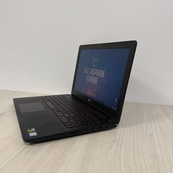 Ігровий ноутбук Б-клас Dell Inspiron 15 5577 / 15.6" (1920x1080) TN / Intel Core i7-7700HQ (4 (8) ядра по 2.8 - 3.8 GHz) / 16 GB DDR4 / 256 GB SSD M.2 + 1000 GB HDD / nVidia GeForce GTX 1050, 4 GB GDDR5, 128-bit / WebCam - Зображення 5