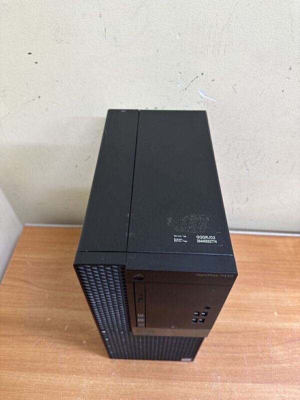 Комп'ютер Dell OptiPlex 7040 Tower / Intel Core i5-6500 (4 ядра по 3.2 -3.6 GHz) / 8 GB DDR4 / no HDD / Intel HD Graphics 530 / 240W / DVD-RW / DisplayPort / HDMI - Зображення 4