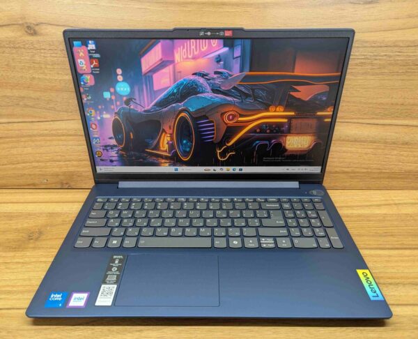 Ультрабук Б-клас Lenovo IdeaPad Slim3 15IRU9 / 15.6" (1920x1080) IPS / Intel Core 5-120U (10 (12) ядер по 1.4 - 5.0 GHz) / 16 GB DDR5 / 1000 GB SSD / Intel Graphics / WebCam / Windows 11 - Зображення 2