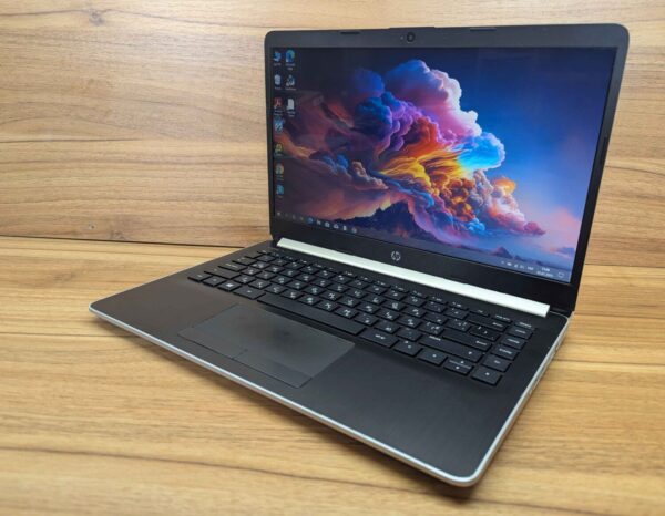 Ноутбук Б-клас HP 14-dk0002dx / 14" (1366x768) TN / AMD A9-9425 (2 ядра по 3.1 - 3.7 GHz) / 8 GB DDR4 / 240 GB SSD / AMD Radeon R5 Graphics / WebCam / Windows 10 - Зображення 5