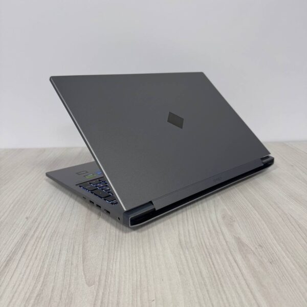 Ігровий ноутбук HP Omen 16-ae0001nr / 16.1" (1920x1080) IPS / Intel Core i7-14700HX (20 (28) ядер по 1.5 - 5.5 GHz) / 16 GB DDR5 / 512 GB SSD NVMe / nVidia GeForce RTX 4070, 8 GB GDDR6, 128-bit / WebCam - Зображення 6